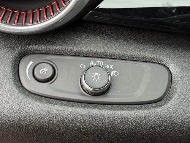 2026 Chevrolet Trax 2RS Image 19 of 27