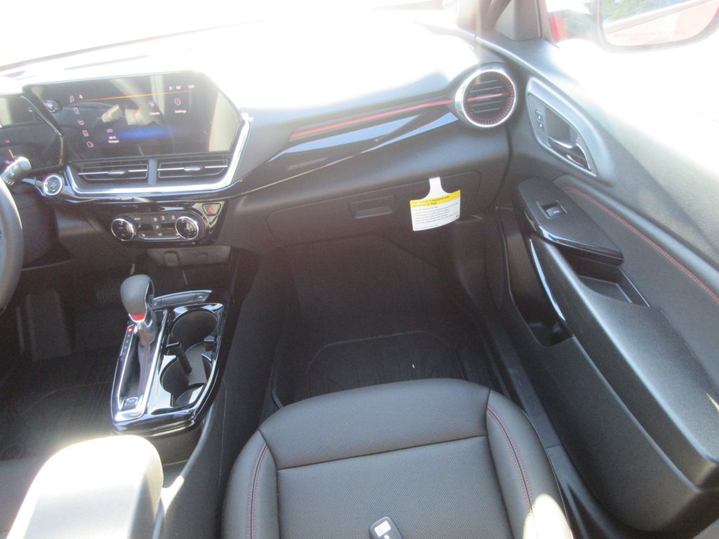 2026 Chevrolet Trax 2RS Image 14 of 29