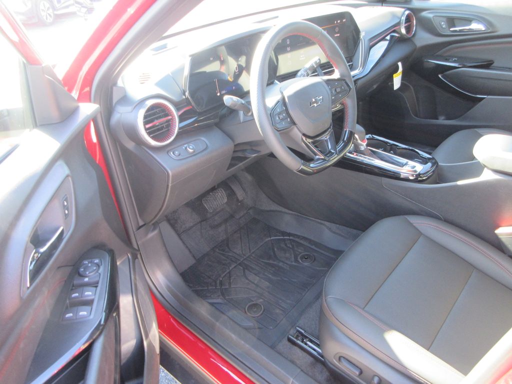 2026 Chevrolet Trax 2RS Image 17 of 29