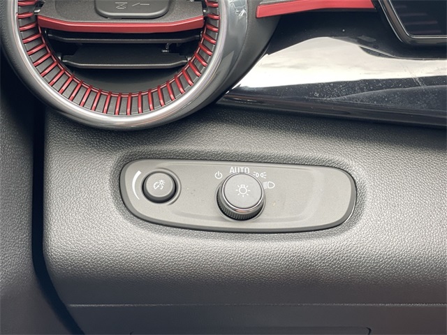 2026 Chevrolet Trax 2RS Image 37 of 39