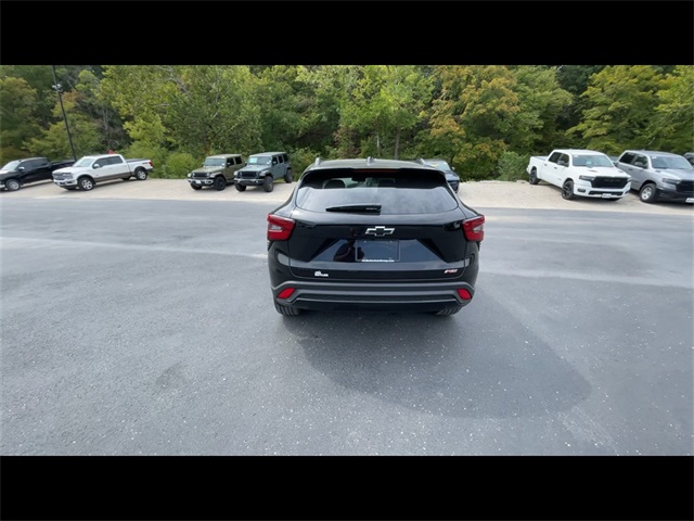 2026 Chevrolet Trax 2RS Image 7 of 39