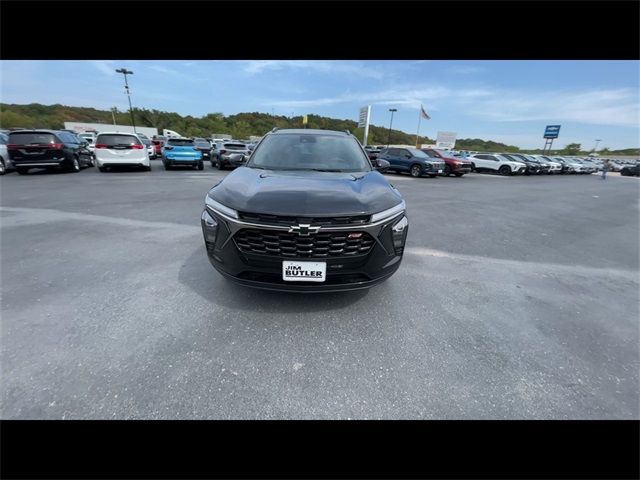 2026 Chevrolet Trax 2RS Image 3 of 39