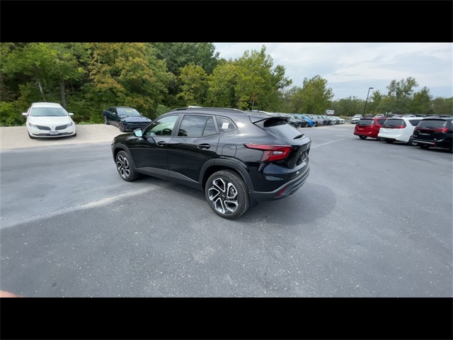 2026 Chevrolet Trax 2RS Image 9 of 39