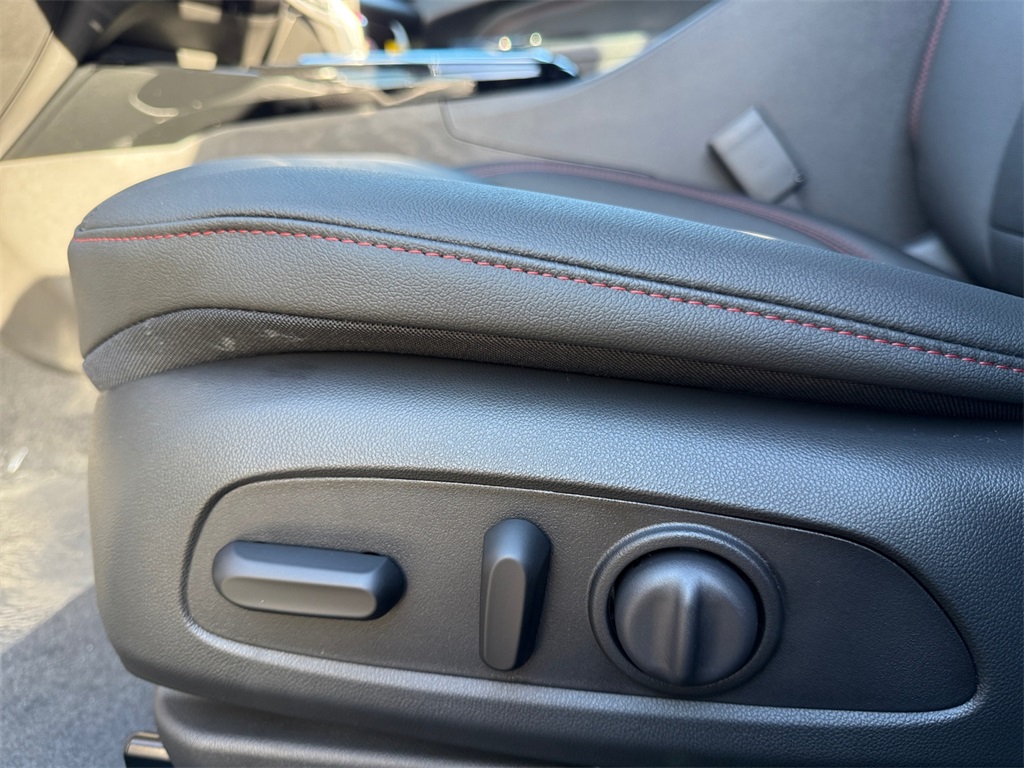 2026 Chevrolet Trax 2RS Image 24 of 27