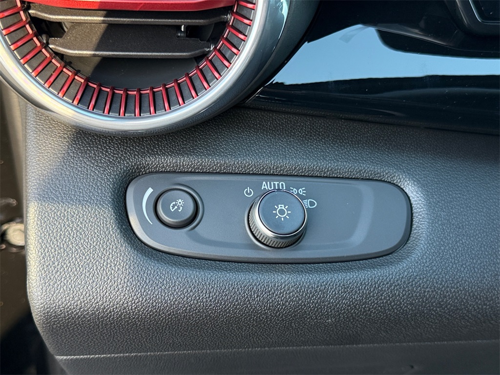 2026 Chevrolet Trax 2RS Image 21 of 27