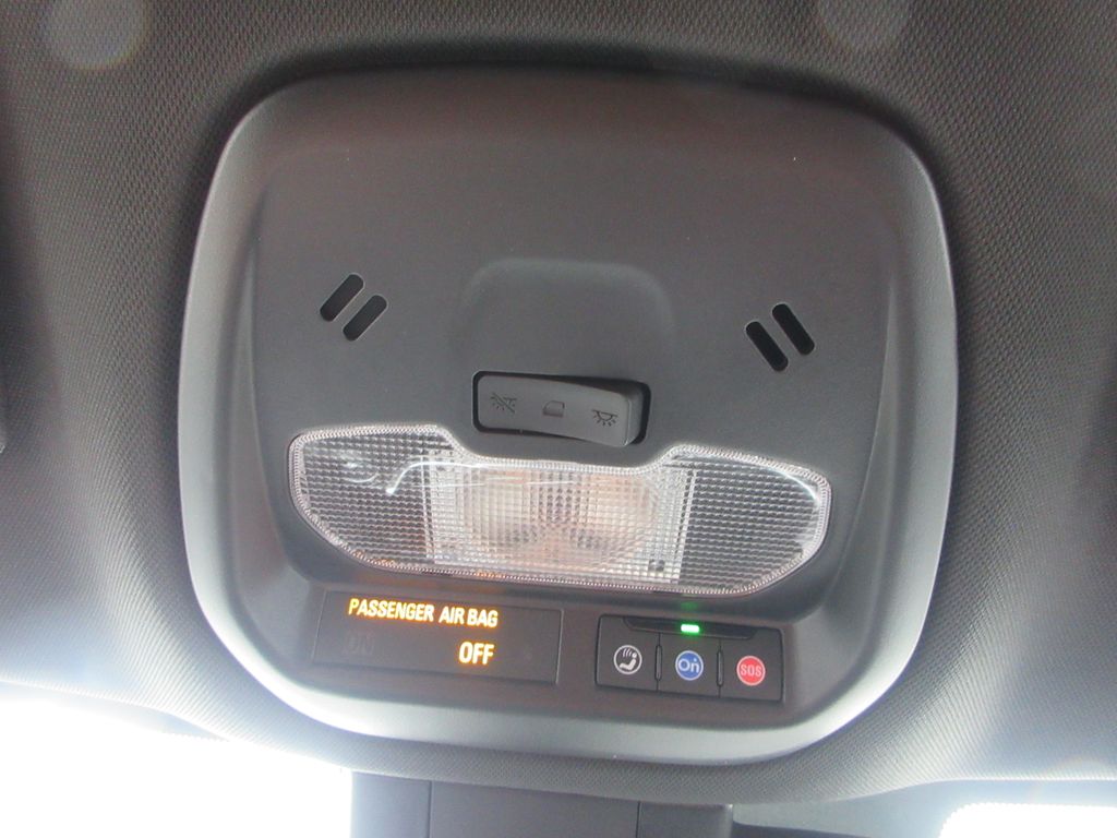 2026 Chevrolet Trax 2RS Image 32 of 34