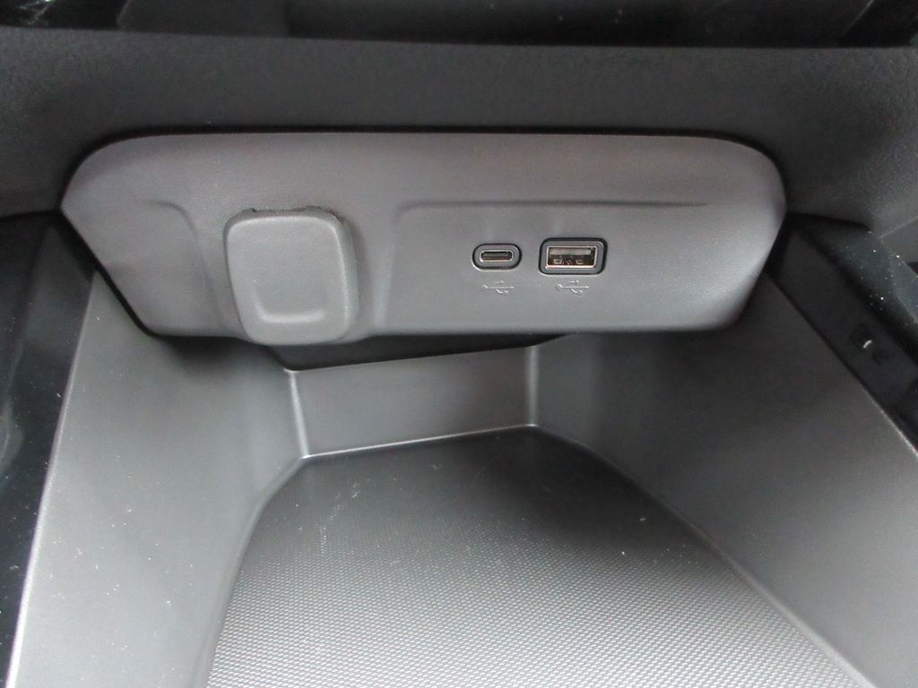 2026 Chevrolet Trax 2RS Image 31 of 34