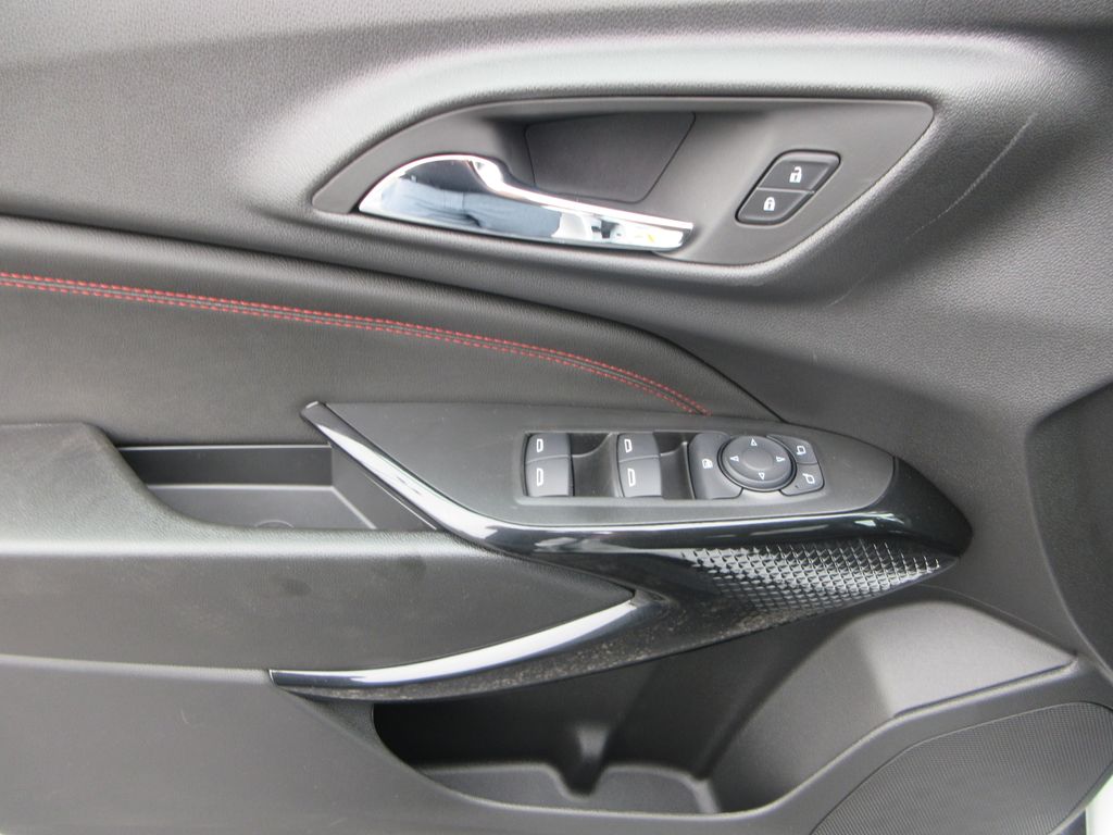 2026 Chevrolet Trax 2RS Image 20 of 34