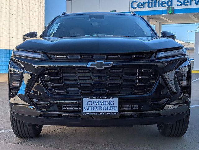 2026 Chevrolet Trax ACTIV Image 2 of 25