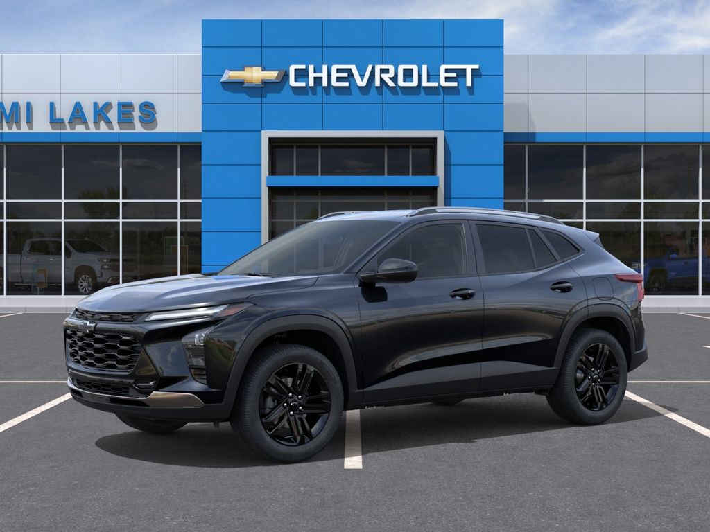 2026 Chevrolet Trax ACTIV Image 2 of 24