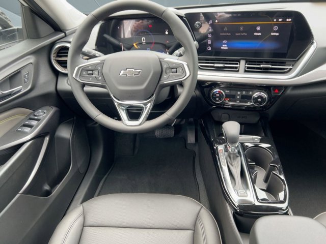 2026 Chevrolet Trax ACTIV Image 16 of 32