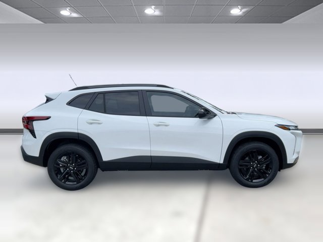 2026 Chevrolet Trax ACTIV Image 4 of 32