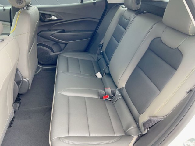 2026 Chevrolet Trax ACTIV Image 11 of 32