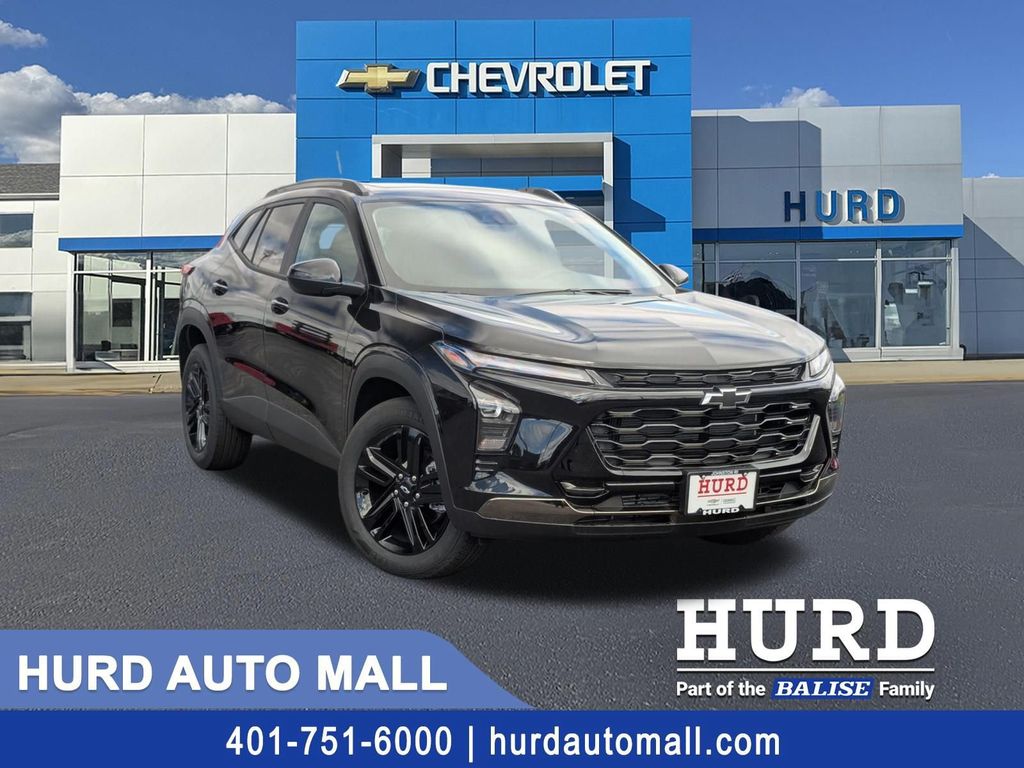 2026 Chevrolet Trax ACTIV Image 3 of 34