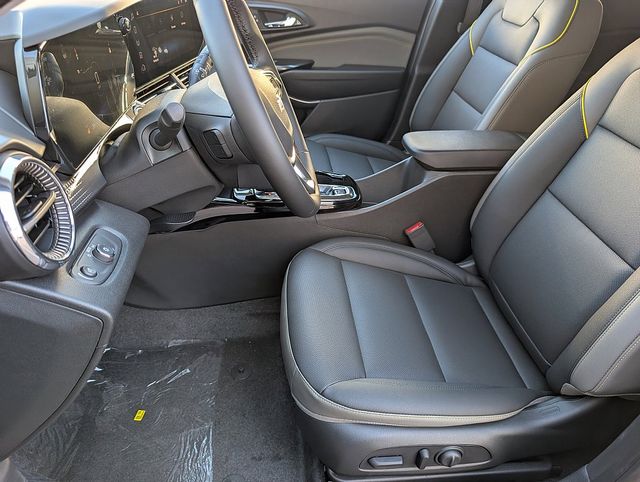 2026 Chevrolet Trax ACTIV Image 12 of 25