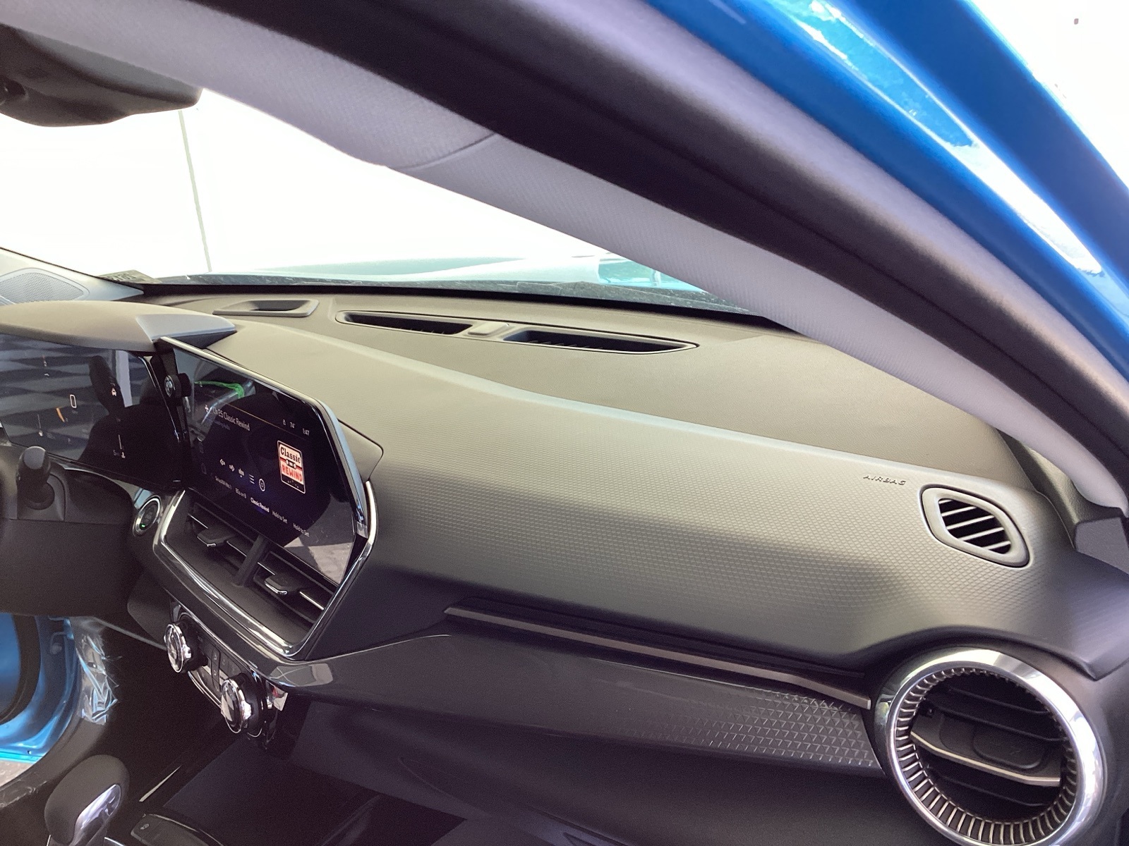 2026 Chevrolet Trax ACTIV Image 15 of 22