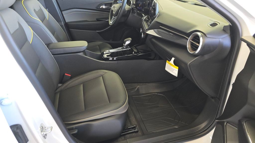 2026 Chevrolet Trax ACTIV Image 10 of 29