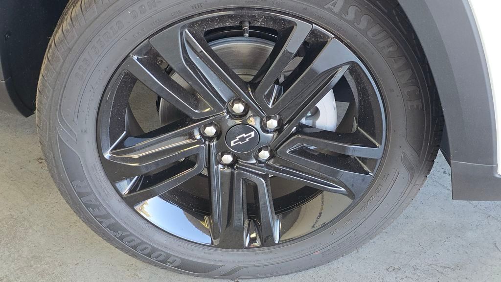 2026 Chevrolet Trax ACTIV Image 8 of 29