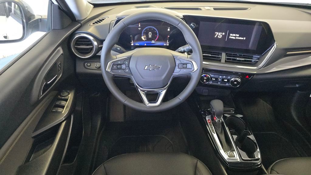 2026 Chevrolet Trax ACTIV Image 13 of 29