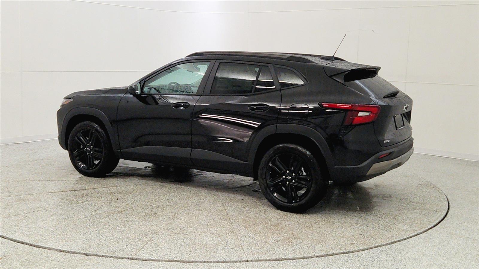 2026 Chevrolet Trax ACTIV Image 10 of 33