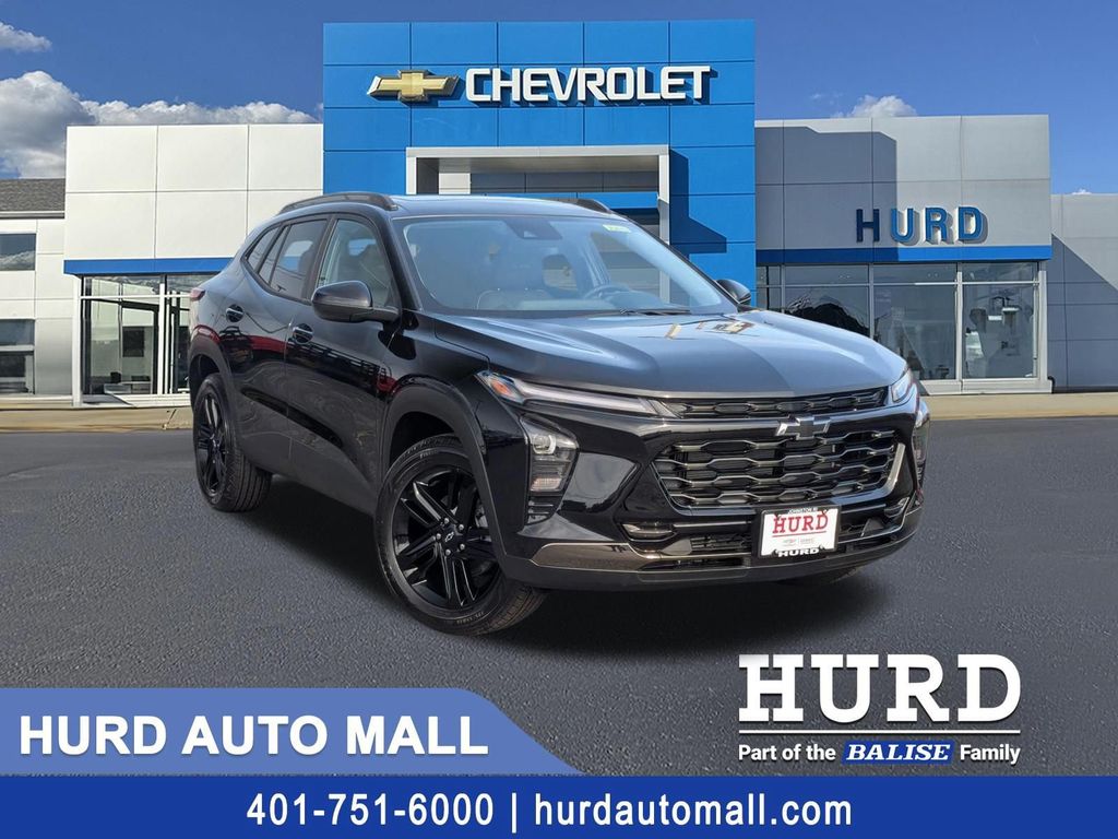 2026 Chevrolet Trax ACTIV Image 3 of 35