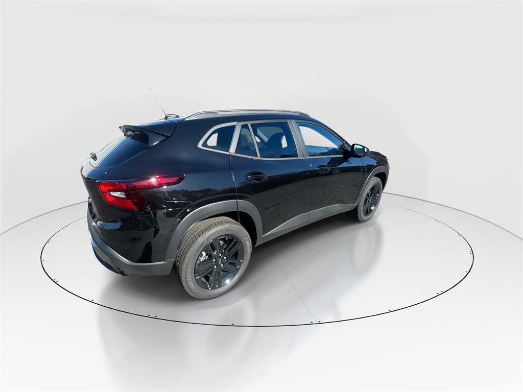 2026 Chevrolet Trax ACTIV Image 8 of 35