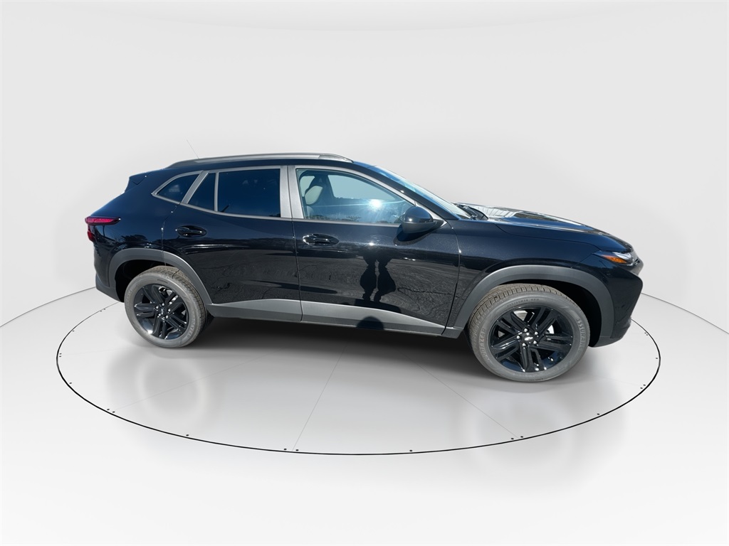 2026 Chevrolet Trax ACTIV Image 6 of 35