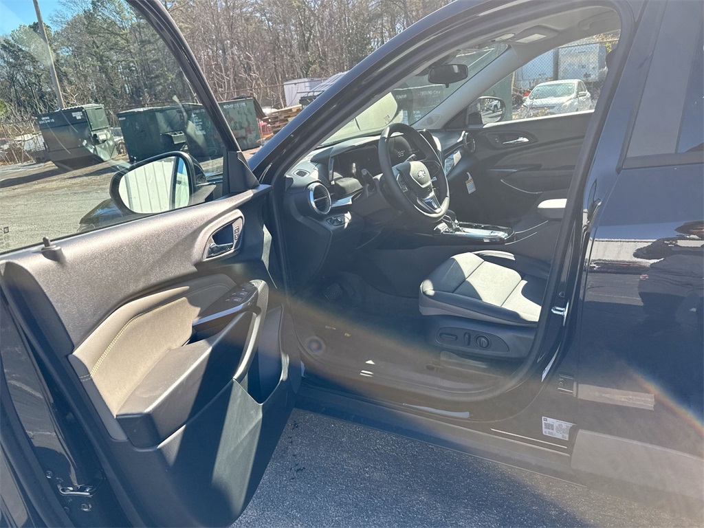 2026 Chevrolet Trax ACTIV Image 18 of 35
