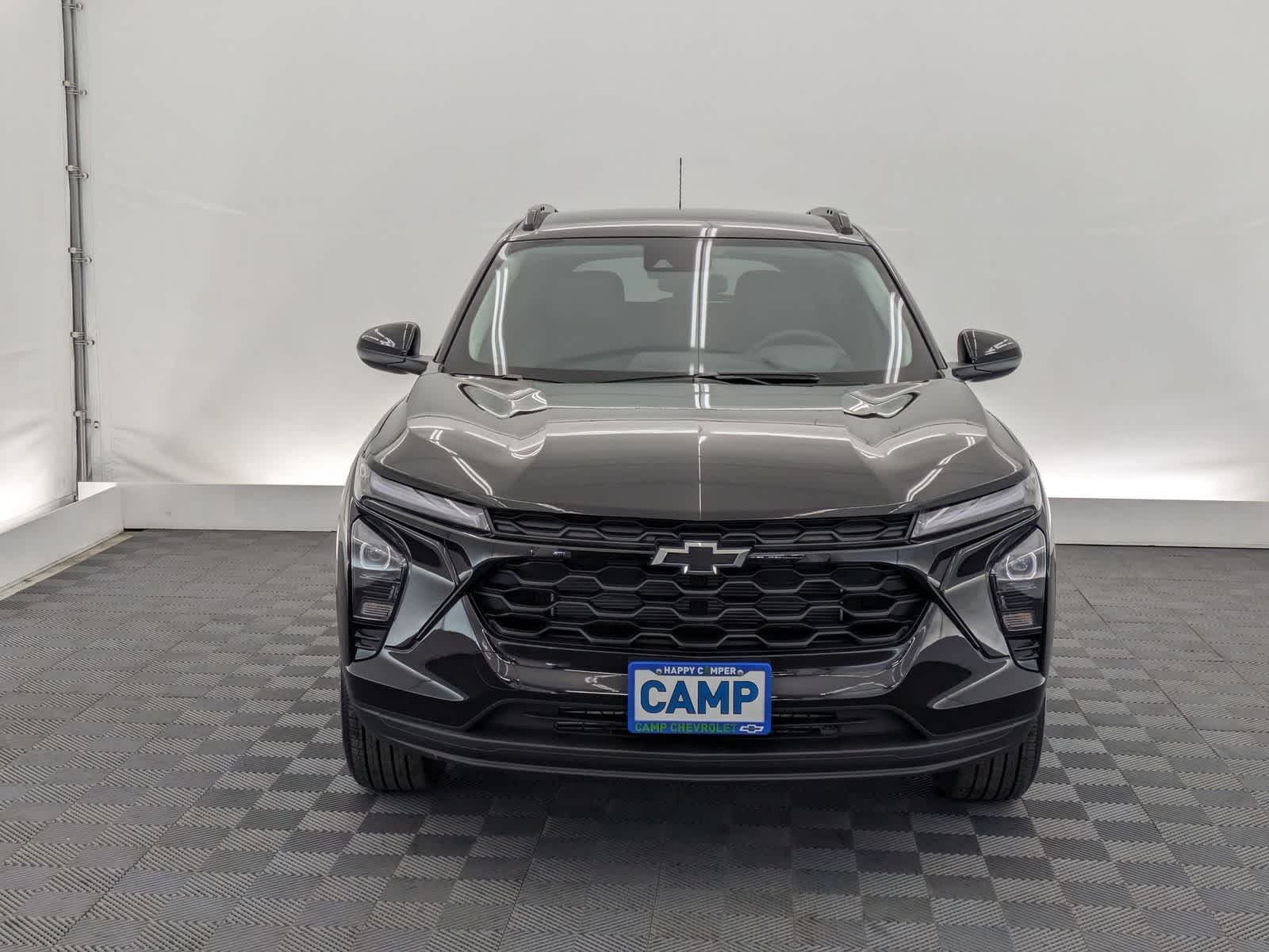 2026 Chevrolet Trax LT Image 3 of 35