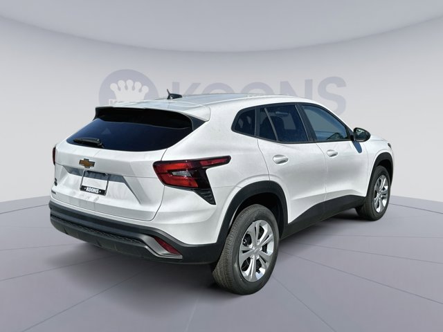 2026 Chevrolet Trax LS Image 5 of 23