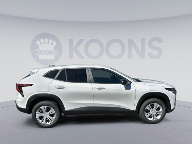 2026 Chevrolet Trax LS Image 4 of 23