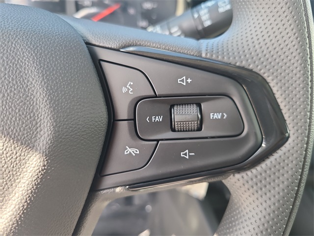 2026 Chevrolet Trax LS Image 29 of 31
