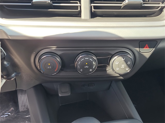 2026 Chevrolet Trax LS Image 15 of 31