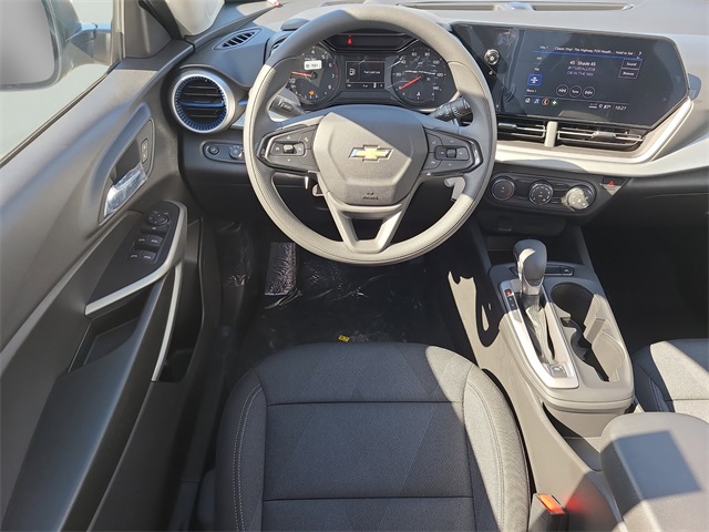 2026 Chevrolet Trax LS Image 13 of 31