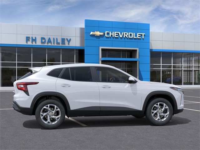 2026 Chevrolet Trax LS Image 7 of 25