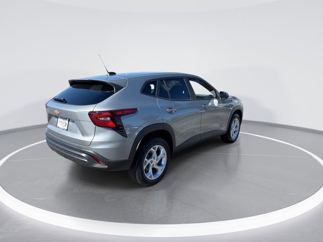 2026 Chevrolet Trax LS Image 6 of 22