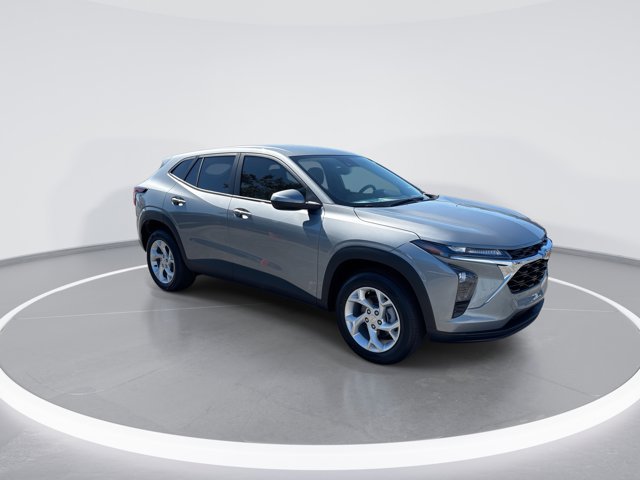 2026 Chevrolet Trax LS Image 4 of 22