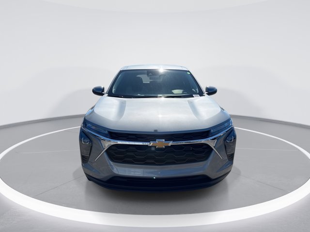 2026 Chevrolet Trax LS Image 3 of 22