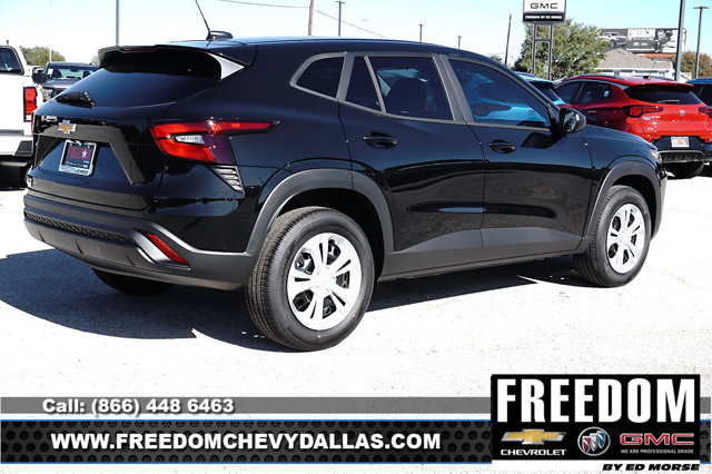 2026 Chevrolet Trax LS Image 6 of 43