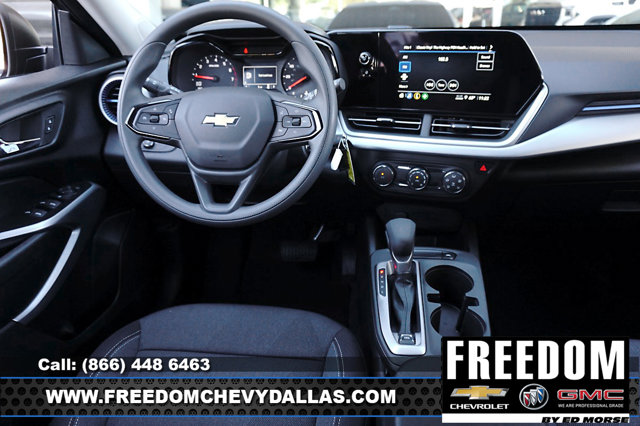 2026 Chevrolet Trax LS Image 17 of 43