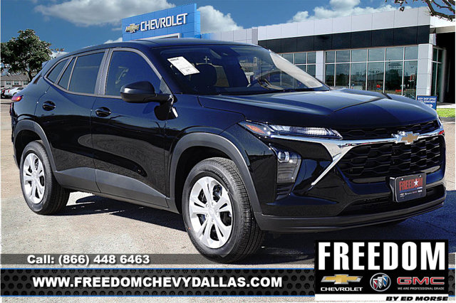 2026 Chevrolet Trax LS Image 4 of 43