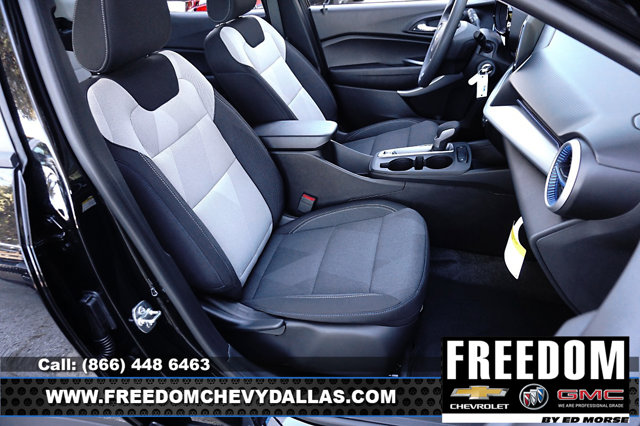 2026 Chevrolet Trax LS Image 14 of 43