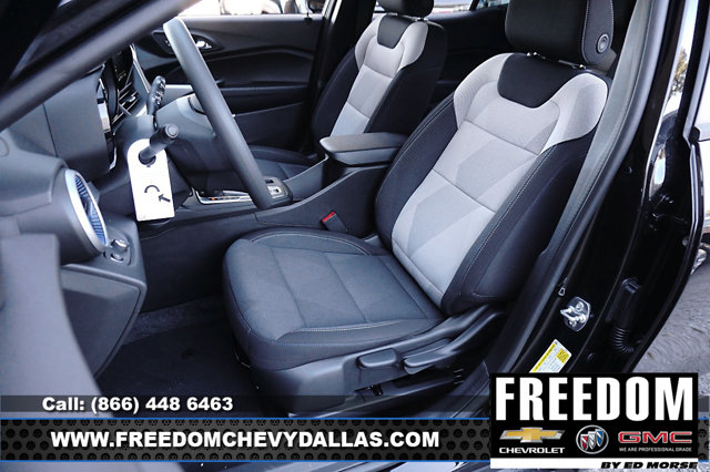 2026 Chevrolet Trax LS Image 12 of 43