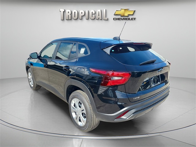 2026 Chevrolet Trax LS Image 7 of 33