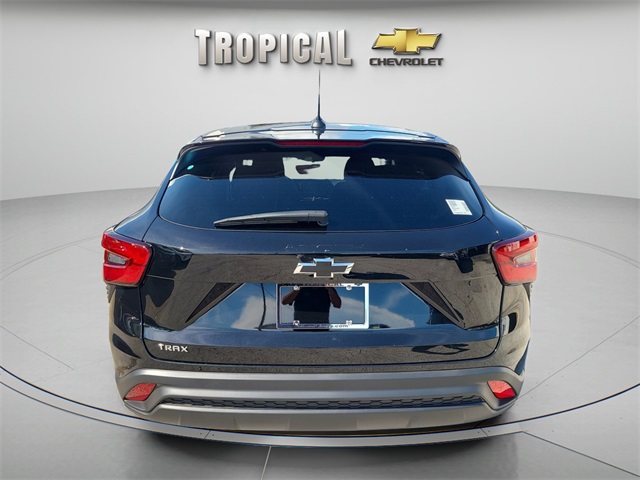 2026 Chevrolet Trax LS Image 6 of 33