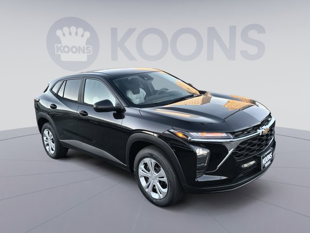 2026 Chevrolet Trax LS Image 3 of 24