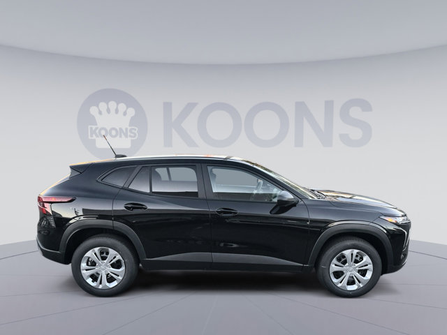 2026 Chevrolet Trax LS Image 4 of 24