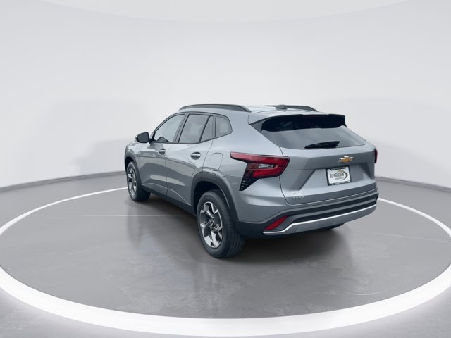 2026 Chevrolet Trax LT Image 8 of 25