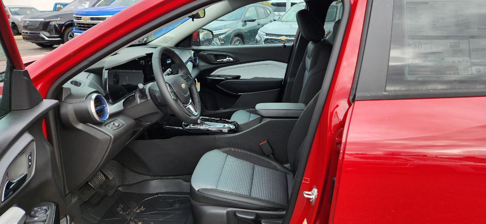 2026 Chevrolet Trax LT Image 9 of 20