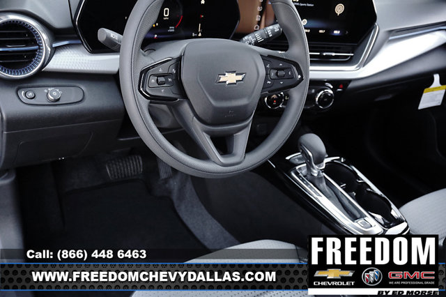 2026 Chevrolet Trax LT Image 17 of 40